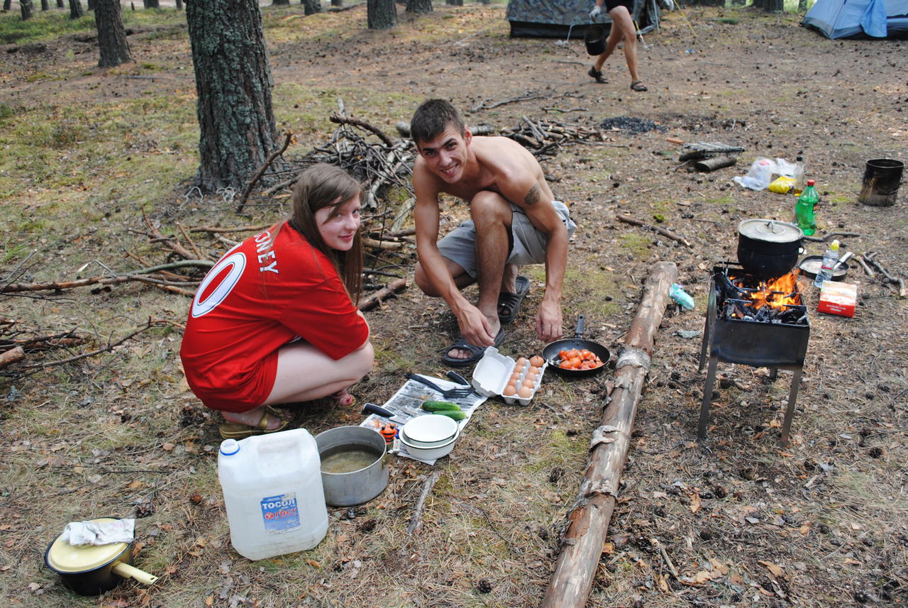 Яичница? В лесу? На тефлоновой сковороде? Легко!