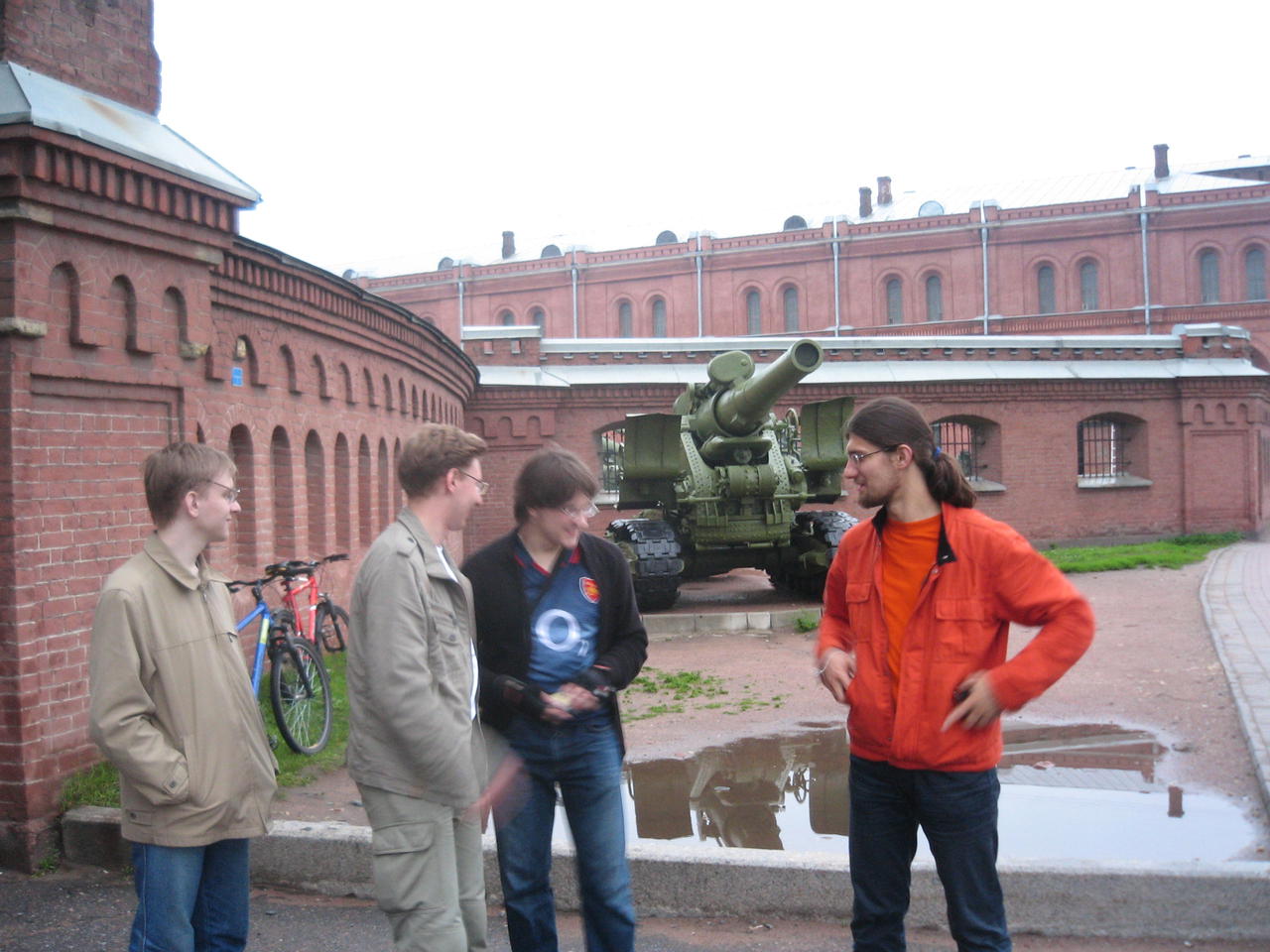 6 человек пошли на 2-й круг :)